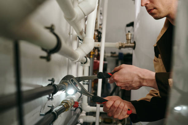 Best Emergency Plumber  in Eastvale, CA